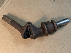 Extreme angle geared Low Speed U- joint 10-1/4” Long ****