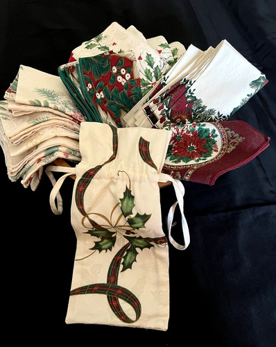 27 Christmas Cloth Napkins & Lenox Gift Bag Cream Red & Green Some NOS No Damage