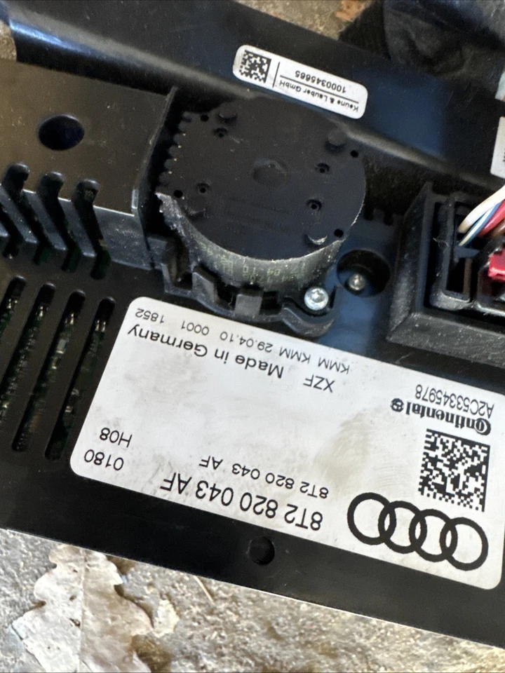 2010 AUDI A5 8F 8T HEATER CLIMATE CONTROL SWITCH PANEL 8T2820043AF - Image 3 of 3