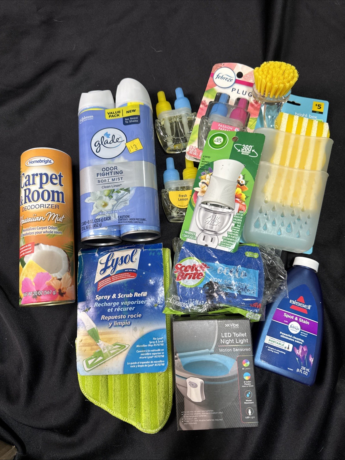 MIXED HOUSEHOLD CLEANING SUPPLY LOT