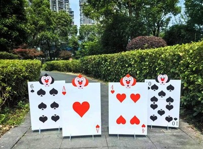 Alice Party Decorations Wonderland Party Decor,Queen of Hearts Accessories 