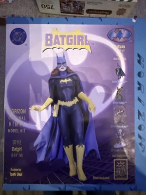 Horizon BATGIRL vinyl Model Kit 8-3/4'' New In  Box