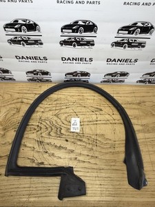 03-08 Nissan 350Z Right Pass Door Glass Upper Weatherstrip 76860-CD000 OEM Nice