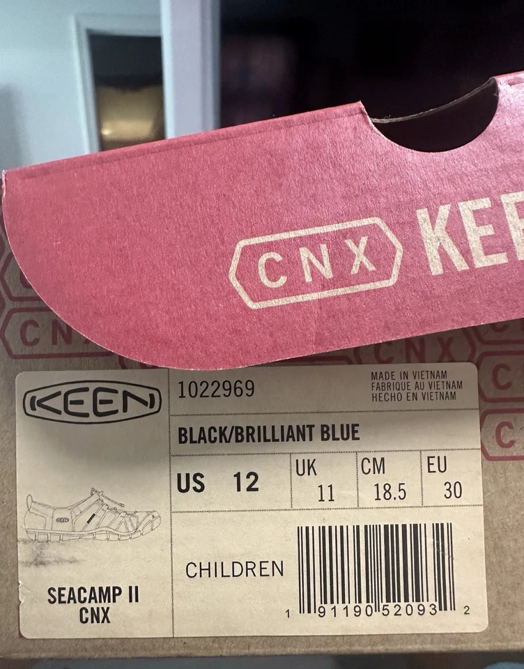Sandalias Keen Big Kids Seacamp II CNX talla 12, negras/azul brillante nuevas sin etiquetas Foto 3 de 3