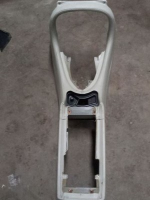 2000 01 02 2003 Jaguar XJR XJ8 VDP X308 Center Console Arm Rest
