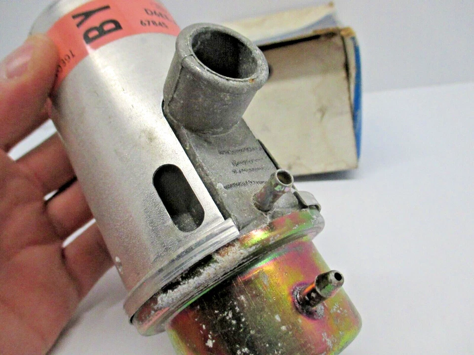 FORD MUSTANG PINTO FAIRMONT 1976-1982 VÁLVULA DE CONTROL SMOG 2,3 L D6FZ-9B289-A nuevo de lote Foto 3 de 4