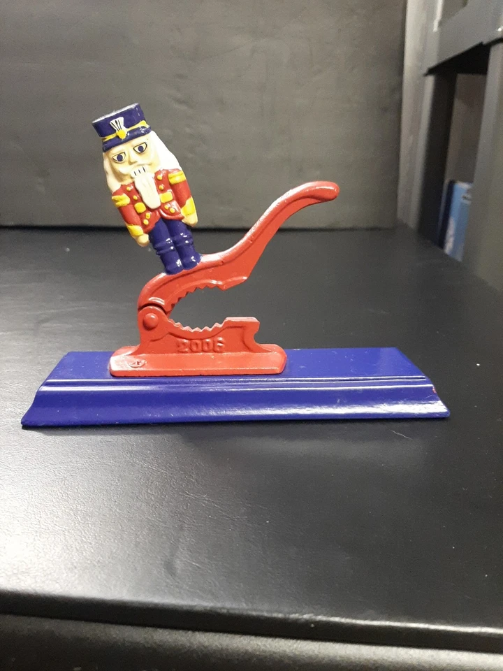 Christmas Nutcracker Soldier Cast Iron Nut Cracker 2006 - Image 4 of 4