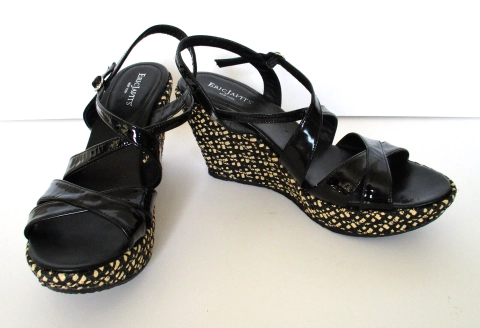 Eric Javits Wedge Heel Sandal 11N Women Black Patent Uppers Tan Black Straw Heel - Imagem 2 de 4
