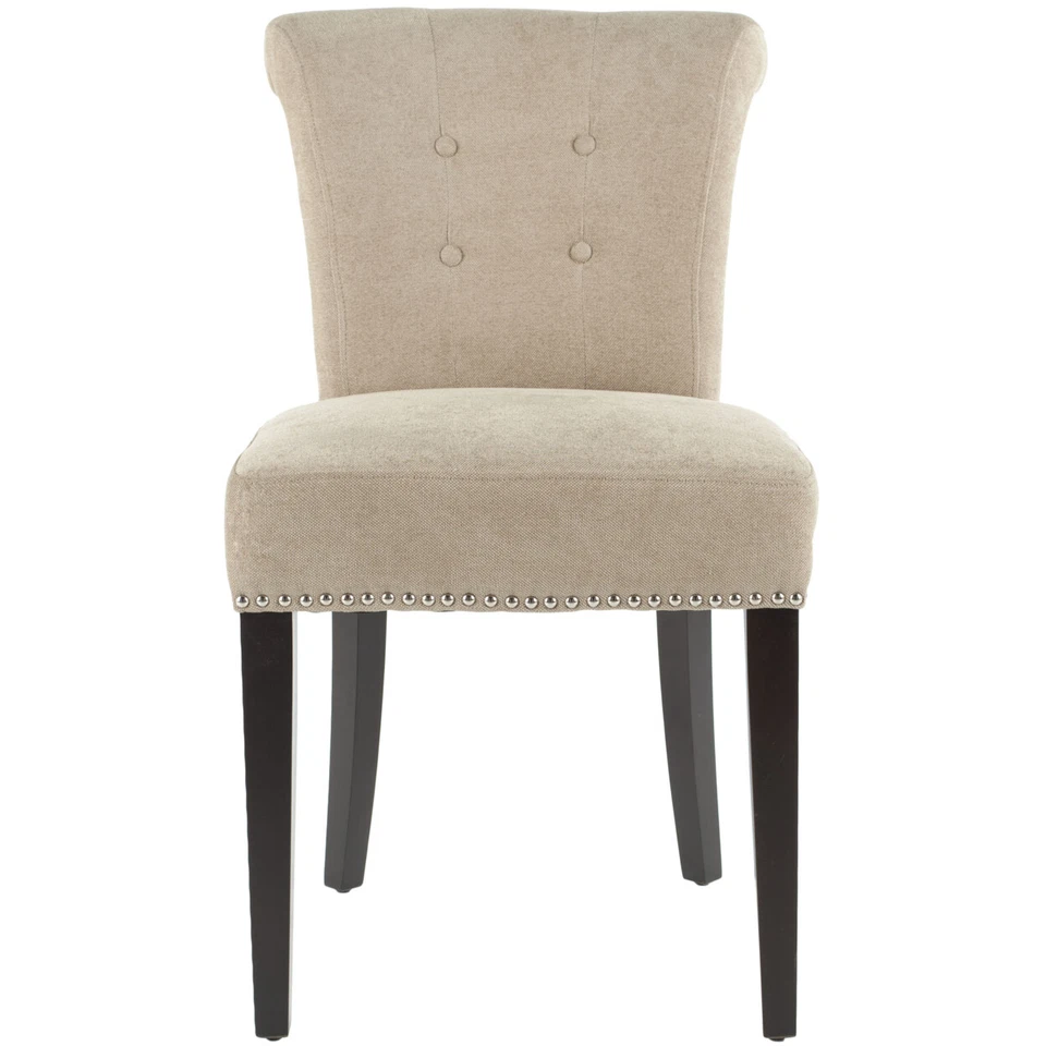 Juego de 2 sillas laterales SAFAVIEH Sinclaire 21""H KD plateadas con cabeza de clavo | trigo / Foto 2 de 4