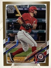 2021 Topps Kyle Schwarber Gold /2021 Washington Nationals #473 Series 2