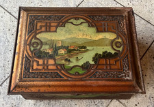 Alt Blechdose Truhe Jugendstil bunt gepr&auml;gt 32x24x18cm Leer stark rostig Deko