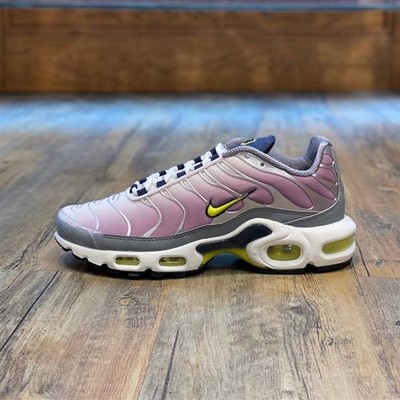 Nike Air Max Plus TN Gr.38 weiß lila FN8007 500 Damen Sportschuhe Sneaker