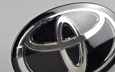 Fit For 2019-2022 Toyota Corolla Front Radar Emblem Badge Black 90975-02124 Fit For 2019-2022 Toyota Corolla Front Radar Emblem Badge Black 90975-02124