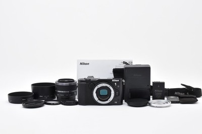 Nikon 1 V3 Black 10-30mm Lens Kit w/ 2 Hoods, Kenko Filter & Remote - EXCELLENT