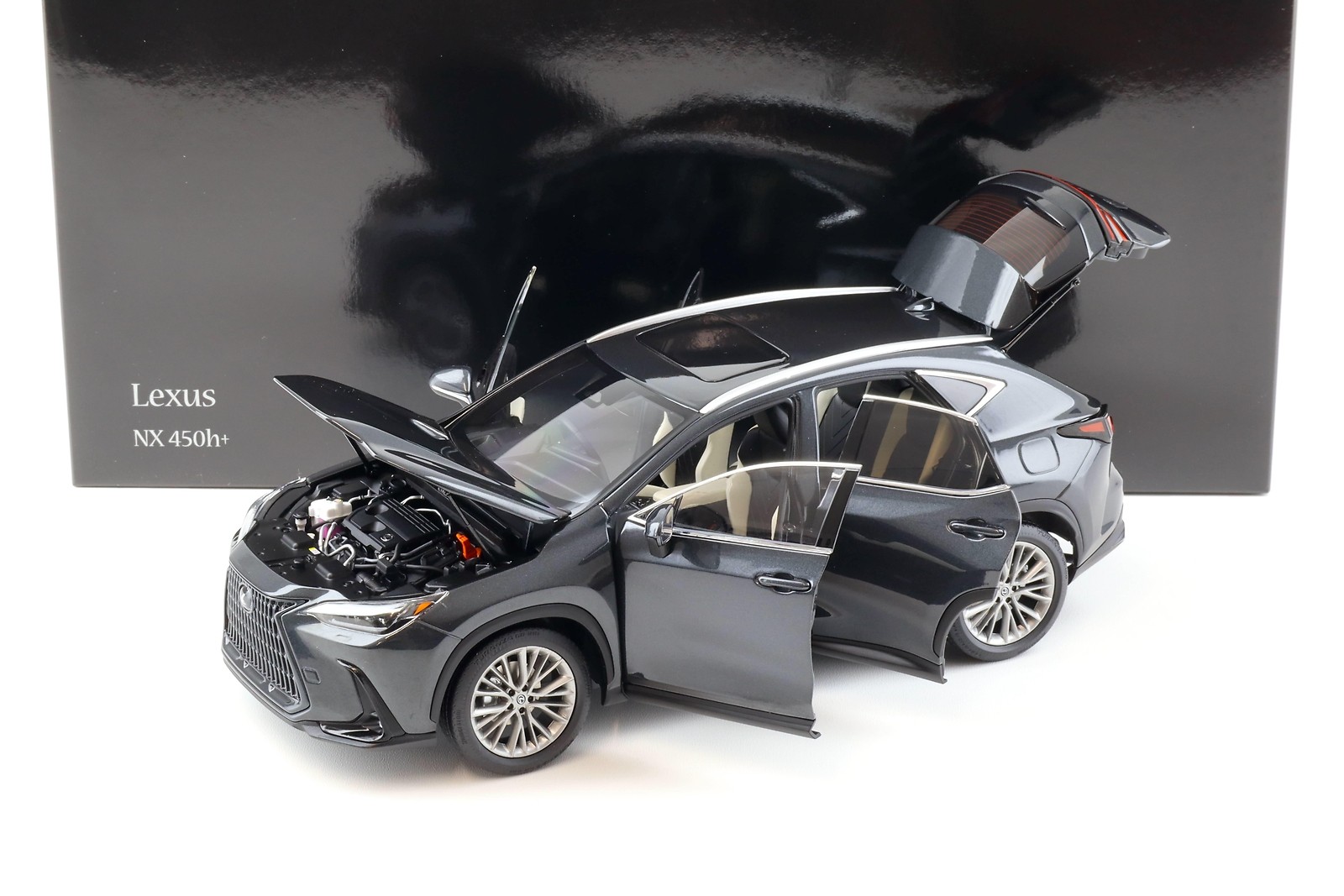 1:18 Kyosho Lexus NX 450h + SUV 2022 Graphite Black Gf Diecast / Full Openings