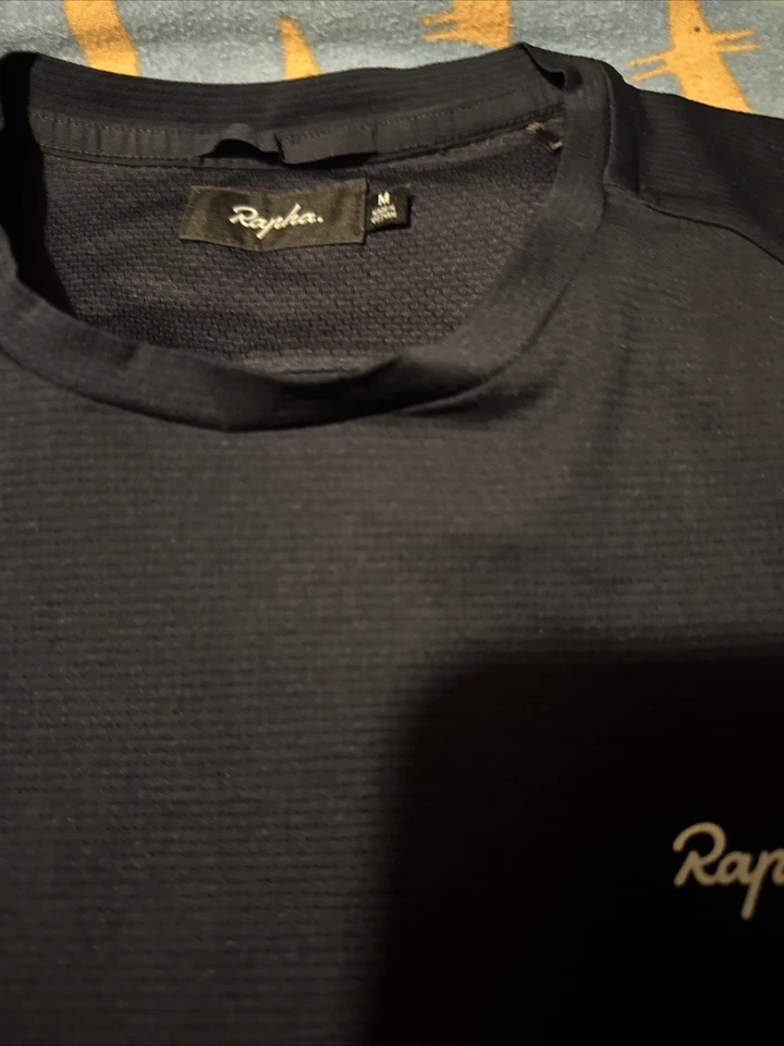 Rapha Men's Explore Technical Breathable T-Shirt Medium, Road Bike, Gravel - Image 3 of 3
