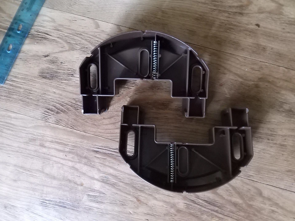 Fisher Price Space Saver T3763 Silla Elevadora Altura Pestillos Repuesto Foto 2 de 4