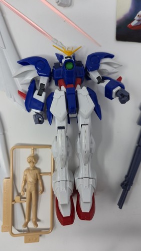 1997 Bandai HG 1/100 XXXG-00W0 Wing Gundam Zero Custom EW-2 Pre Built - Picture 7 of 13