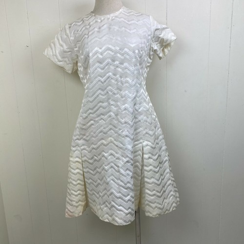 Vintage 60s Bershire B-Tween White Mod 