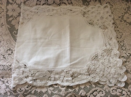 Battenburg Spitze Tischläufer 14 1/2x33" Oval Weiß Baumwolle Handarbeit Kommode Schal - Bild 4 von 4