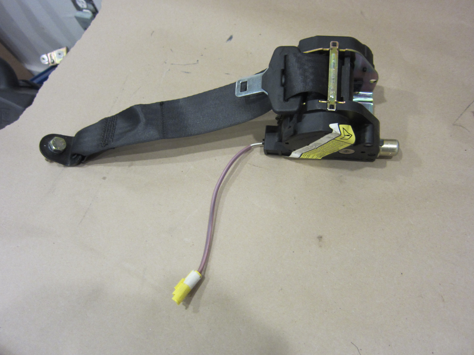 Maserati Quattroporte Rear Lateral Side Seat Belt...Part# 66948500