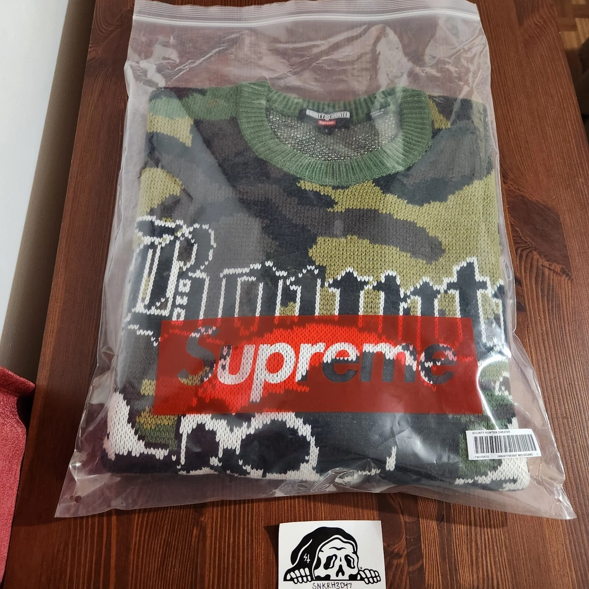 Supreme Bounty Hunter Sweater Woodland Camo Size Large Brand New