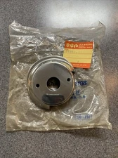 NOS SUZUKI GT380 GT550 TACHOMETER PLATE OEM NOS 34961-33601 34961-33602