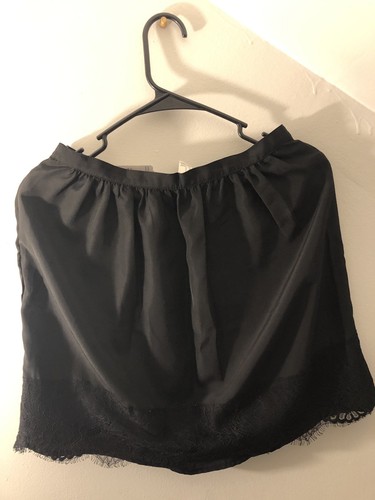 Black Lace A-line Skirt Forever 21 Size S NWT - Picture 2 of 5