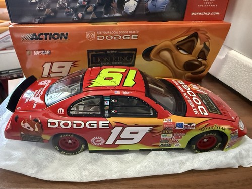 (1 of 400) Jeremy Mayfield #19 Dodge/The Lion King 2003 Intrepid. 1/24th Diecast - Picture 3 of 6