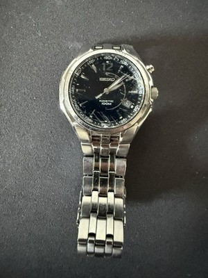 Seiko Kinetic 5M62 Black Dial 100M Exhibition Back | Damaged Crystal Good Cap