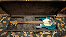 Ernie Ball Music Man StingRay 4-String Right-Handed Blue Bass w/ Hard Case