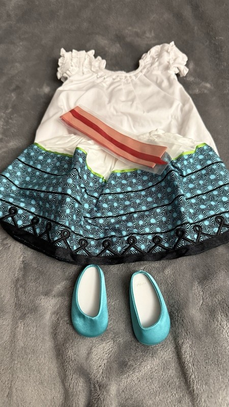 American Girl Josefina Feast Day Outfit - Pleasant Company - NIB - Complete