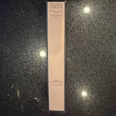 Gucci Crayon Définition Sourcils Eyebrow Pencil Matte Auburn 05 0.04 oz