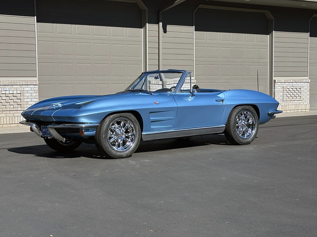 1963 Silver Blue Chevrolet Corvette   | C2 Corvette Photo 3