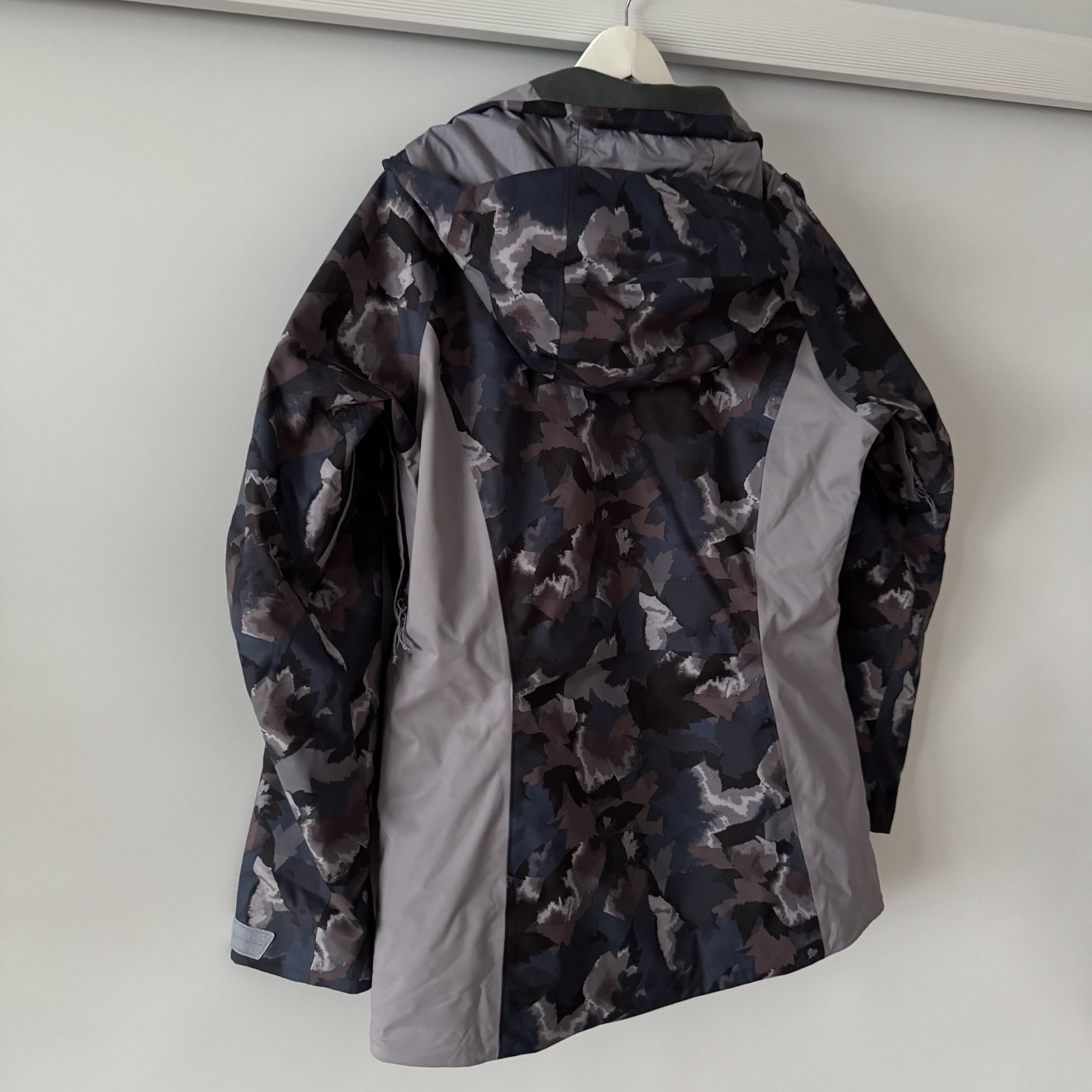 Women's Patagonia Insulated Snowbelle Recco Ski Jacket Size L image 5
