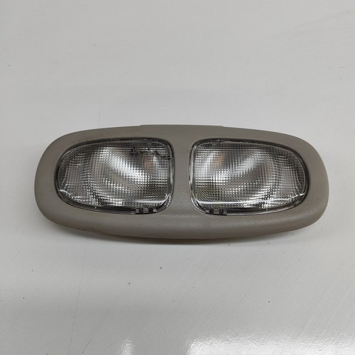 CHEVROLET TRAILBLAZER KC Innenleuchte 19115098 4.2 Benzin 205kw 2006 29402006 - 第 1/8 張圖片