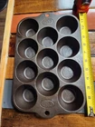 Cast Iron Wagner Ware Muffin Pan 1323. Vintage restored Bakeware 12 Cup