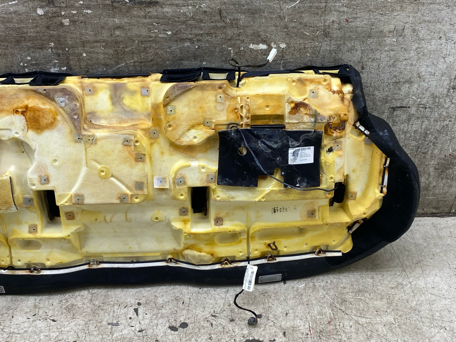 2020-2024 ASTON MARTIN DBX OEM REAR LOWER BENCH SEAT CUSHION HEATED & VENTILATED