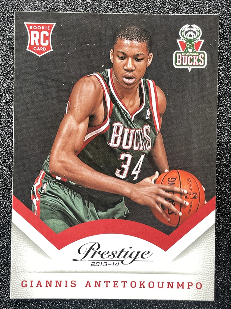 Giannis Antetokounmpo trading card