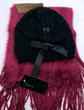 Women's Hat & Scarf Cejon Burgundy Fringed with American Rag 2pc NWT