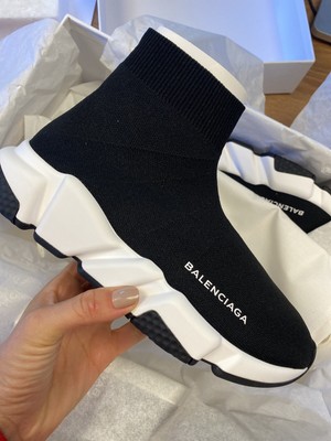 balenciaga speed 37