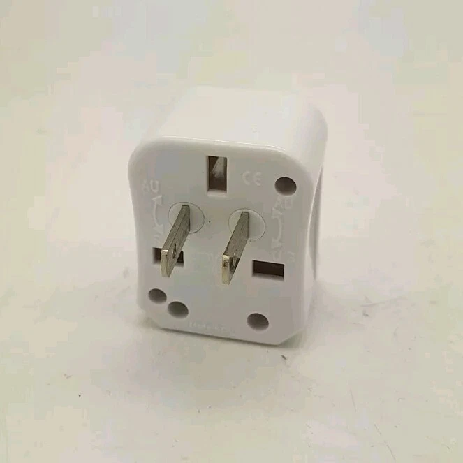 Ceptics Universal Travel Adapter Set with protective case - EU, UK, and US/AUS - Image 3 of 3