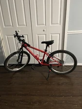 RockRider  ST100 Mountain Bike ￼