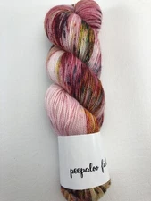 Peepaloo Fields Standard Sock Yarn Superwash Hand Dyed Verigated Yarn Fingering