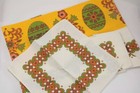 Vintage Flower Power Table Runner + 4 Napkins Set Cream / Yellow Kitsch