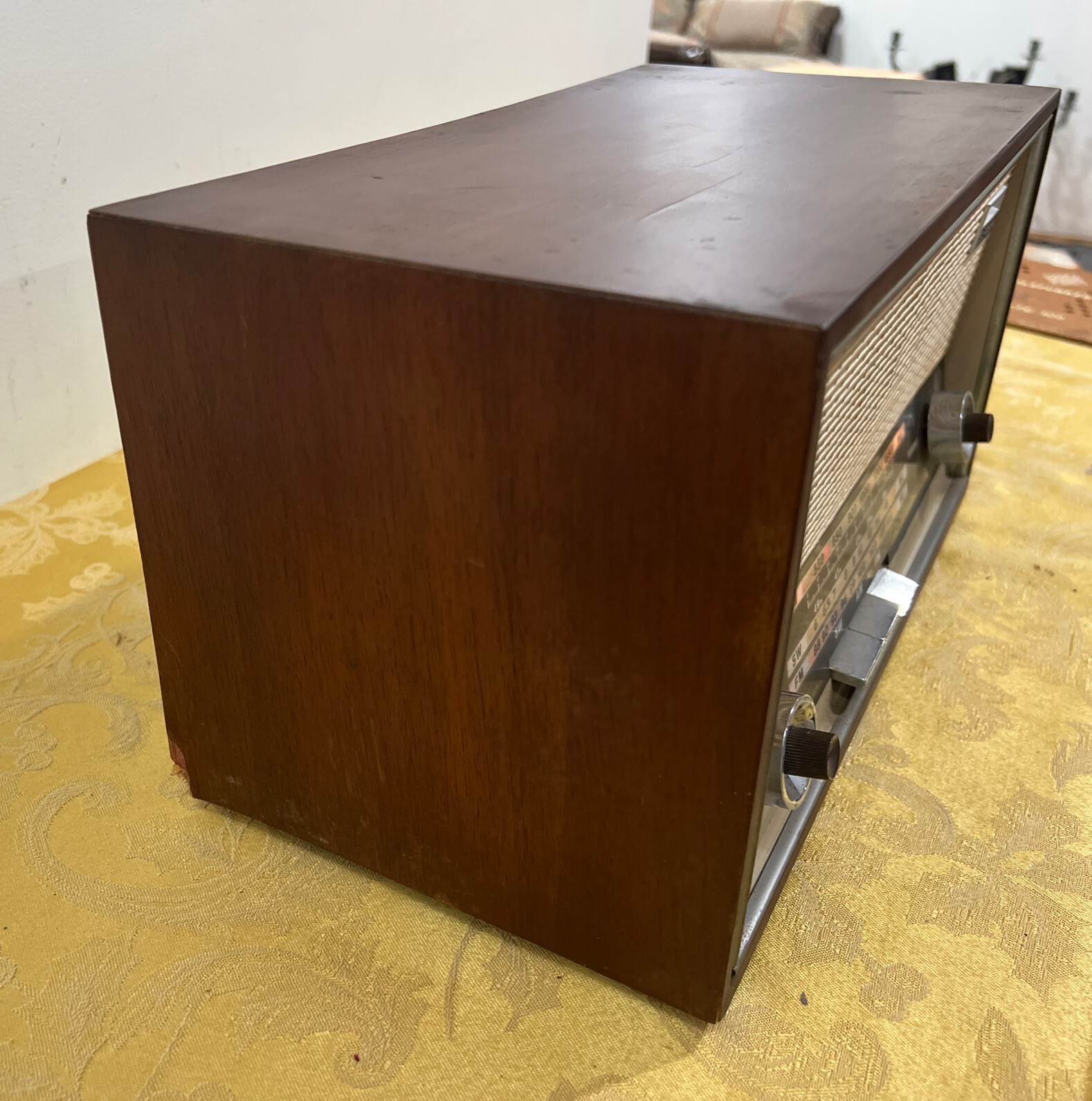 RARE Telefunken Jubilate 105 Tube Radio ** PLEASE READ DESCRIPTION