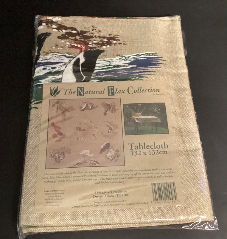 Vintage New Zealand Wildlife Natural Flax by Derek Tablecloth 52" x 52" Takahe 
