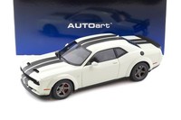 1:18 Autoart Dodge Challenger Srt Super Stock 2023 Knuckle White 71766