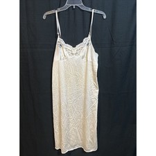 VTG Vassarette Cream White V-Neck Satin Classic Nightgown Size L 36 PRE-OWNED