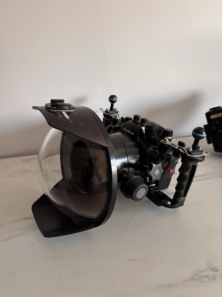 Nauticam NA-A7ii Underwater Housing for Sony A7II A7R II A7SII With Tons Of Ext - Image 3 of 4